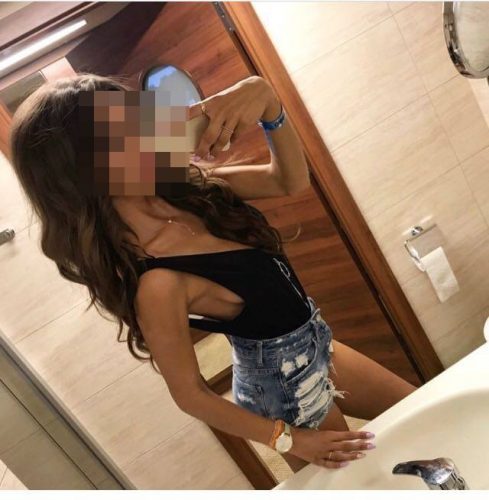 Mersin 23 yaşında Hatun Yeşim