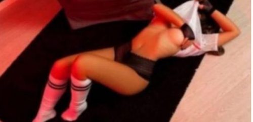 Alev-alev beyaz tenli escort Nesrin