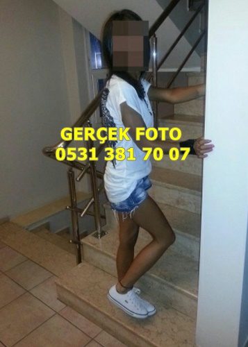 Baştan çıkaran fetişe açık kız Ilgin