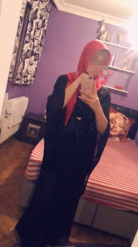 Baştan çıkaran kaprissiz kadın Akgül