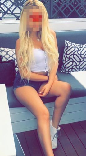 Baştan çıkaran kendi yeri olan escort Alara