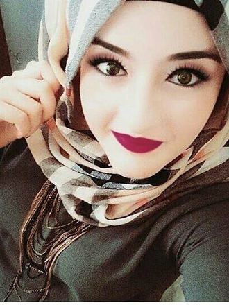 Benzersiz kumral hatun Ayben