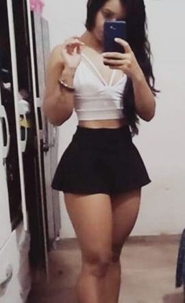 Çekici masaj yapan escort Candan