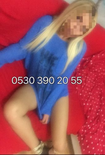 Cıvıl-cıvıl dans yapan hatun çisem