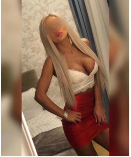 Eşsiz buğday tenli kız Bilge