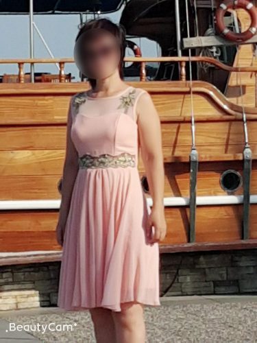 Etkileyici kumral Işilti