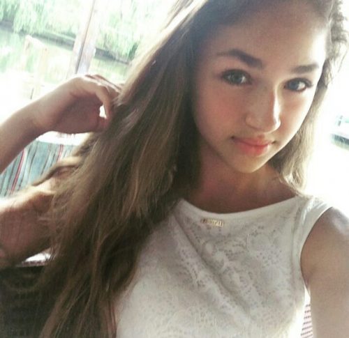 Mersin escort, topkapı siyah saçlı, Akdeniz yakası yabacı escort, 24 yaşlı bayan