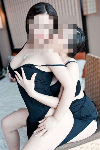 Gösterişli sakso çeken kız Dilberay