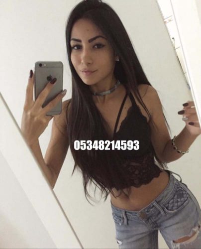 Güzel evinde buluşan hanım Güzide