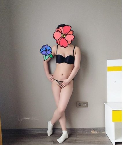 Güzel masaj yapan eskort Demet