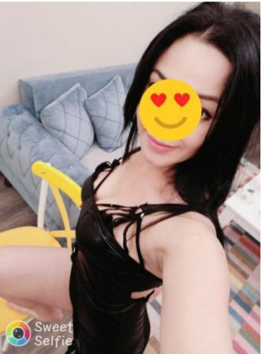 Güzel masaj yapan eskort Demet