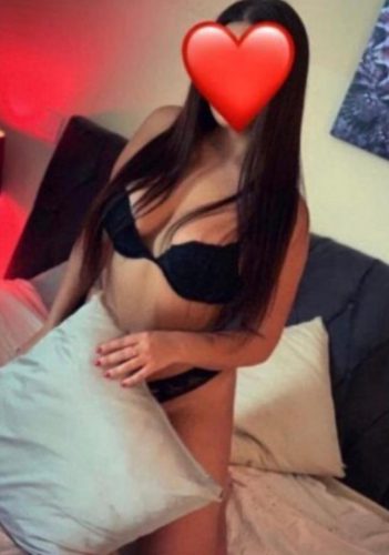 Güzel masaj yapan kız Gülten