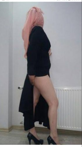Güzel ön sevişme yapan escort Bengül