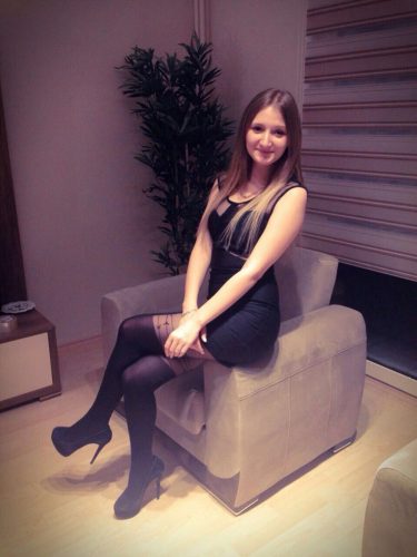 sınırsız escort, sinirsiz escort, sınırsız eskort, esmer bayan, 19 yaşlı Mersin escort yelda, şirinevler irigöğüslü bayan