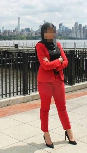 Neşeli eve gelen escort Müberra