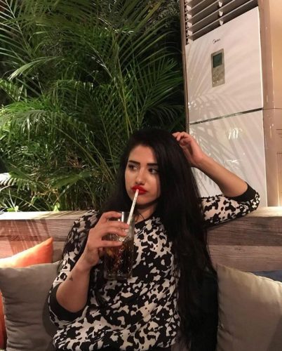 Neşeli masöz hatun Gülfem