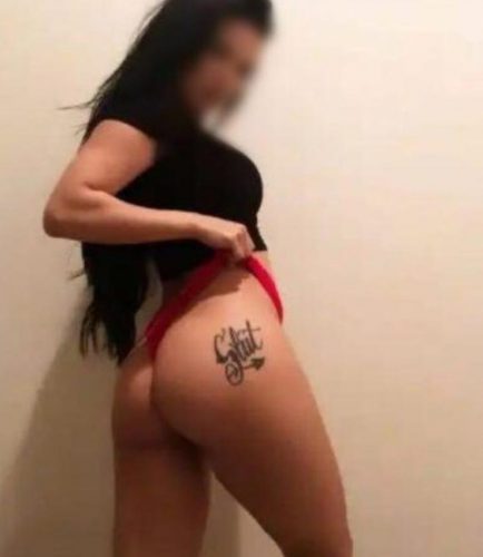 Seks kraliçası eve gelen hatun Rüyet