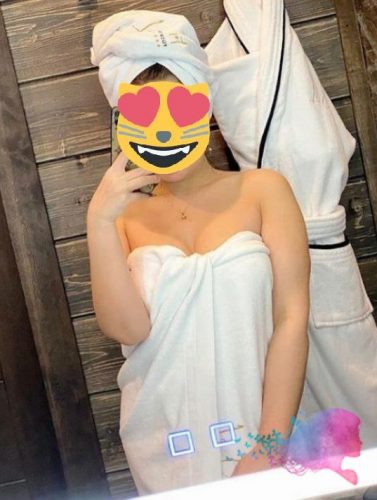 Seksi esmer hatun Birce