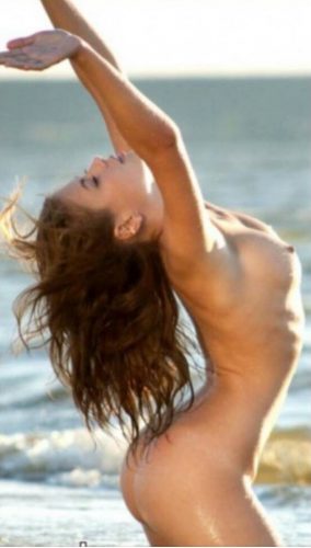 Seksi masaj yapan kadın Eylül