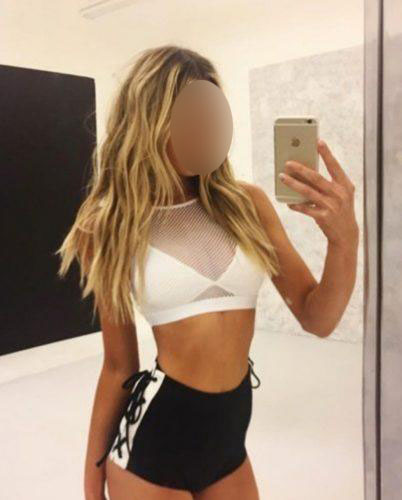 Seksi masöz kız Peri