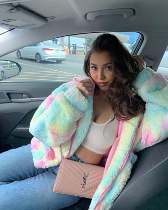 Süper esmer escort Begüm