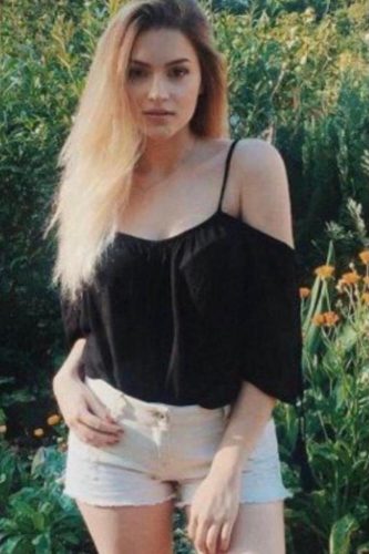 minyon tipli escort, dans yapan bayan,dans yapan, dans yapan escort, 25 yaşlı bayan, 25 yaşlı escort, gerçek fotoğraflı bayanlar, gerçek foto